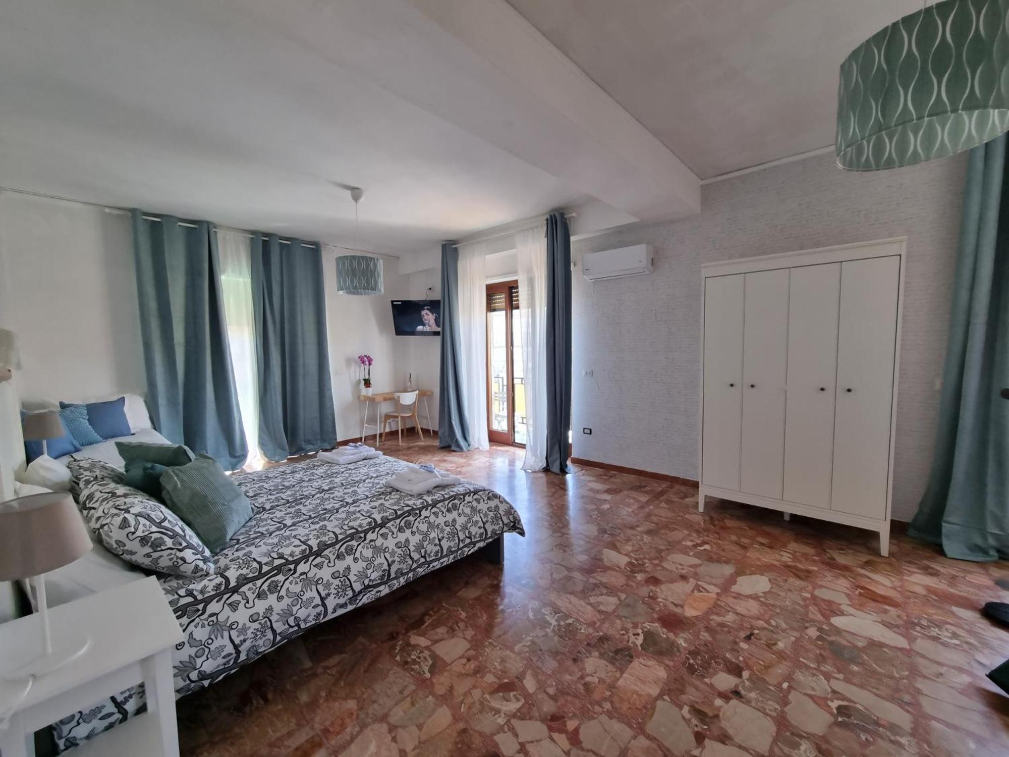Happy In Naples Bed & Breakfast Екстериор снимка